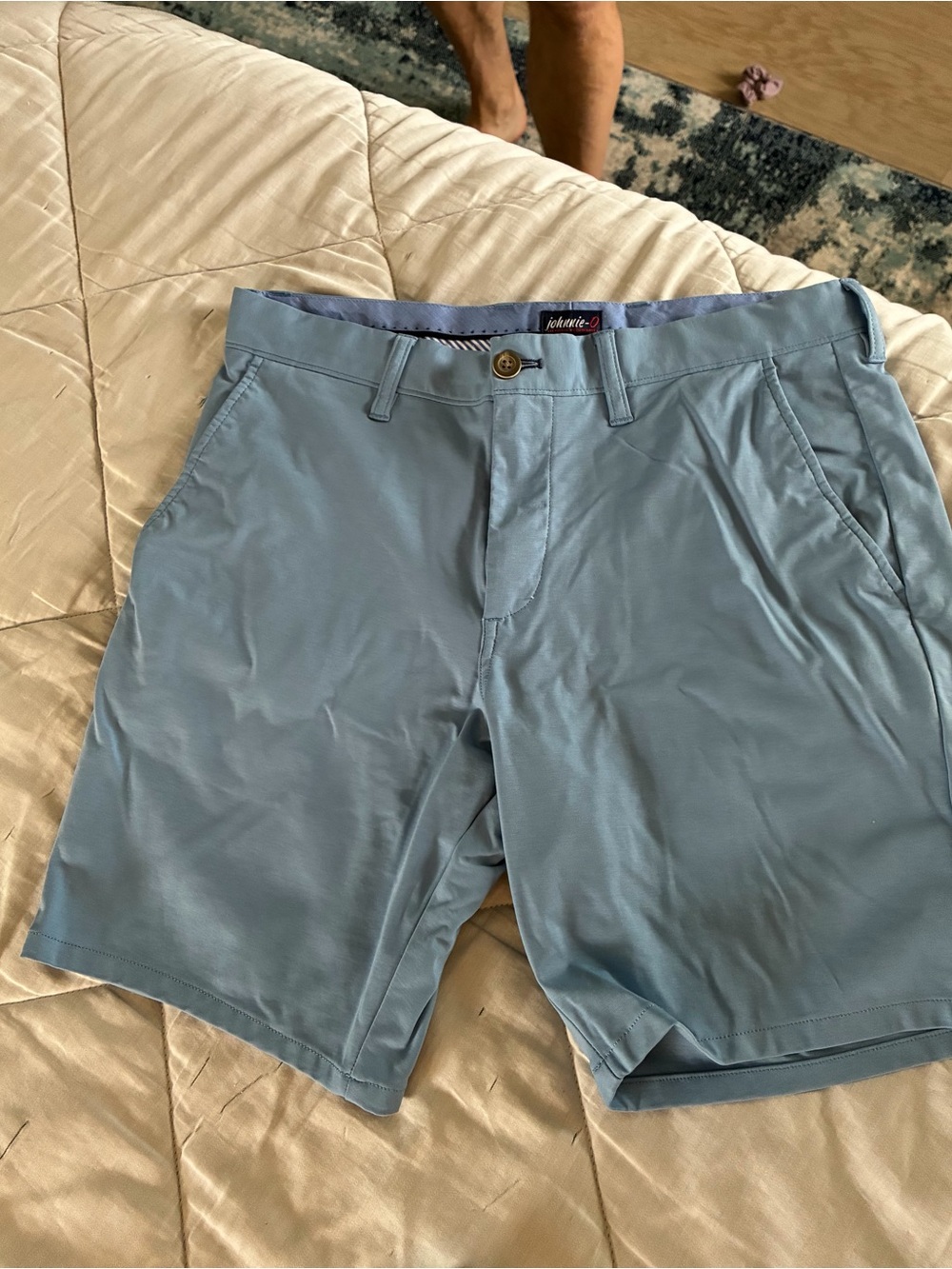 johnnie-O Light Golf Shorts - size 30